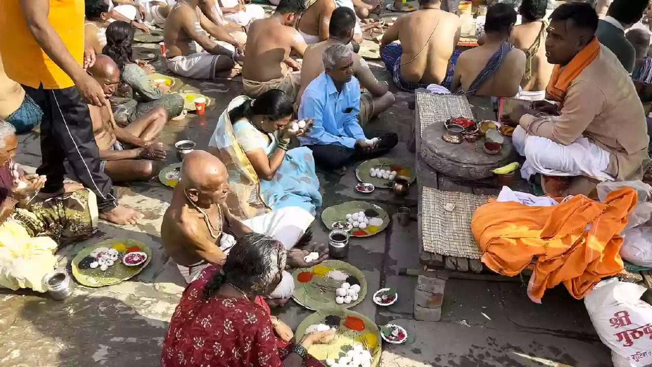 Photo of people performing Shraddha-The 3 Pillars of Pitrupaksha