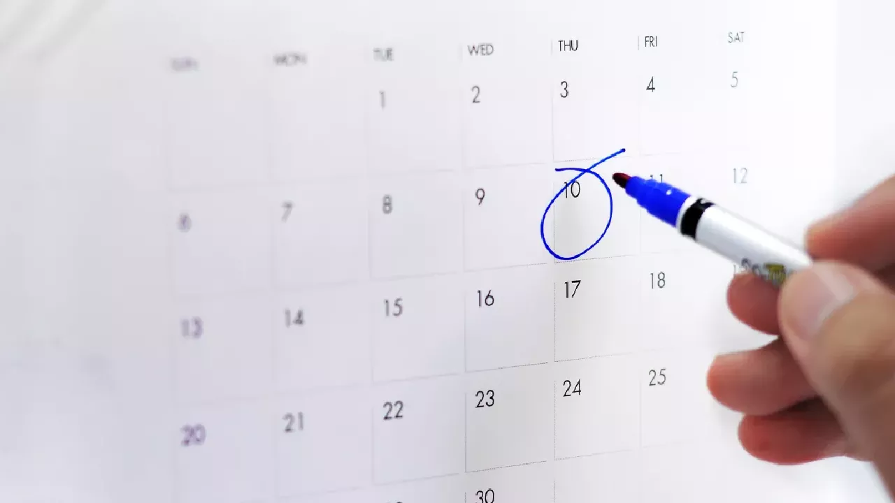 Picture of a calender-Decoding Pitrupaksha Dates