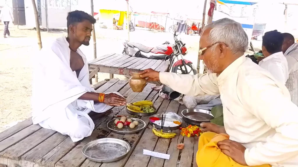 Image of a person doing ritual-Unknown shradh tithi solution