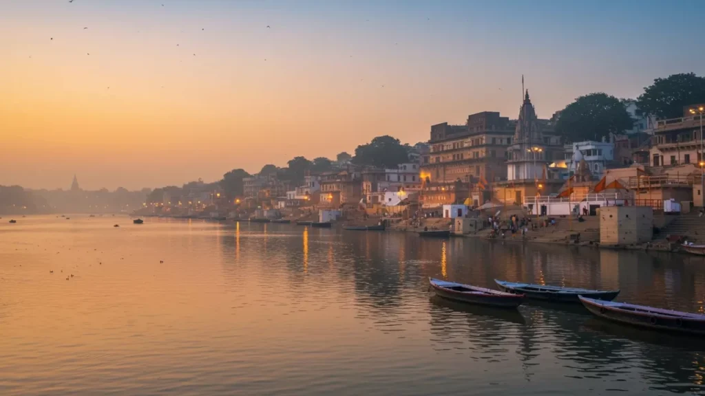 his image shows the ghats of Varanasi at sunrise, a deeply spiritual time for Pitrupaksha rituals.